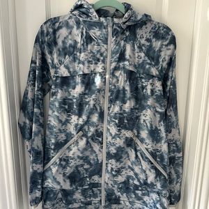 lululemon raincoat / windbreaker